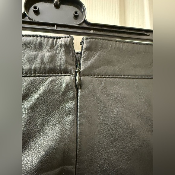 EUC Sezane jupe cuir Black Leather Skirt - Picture 6 of 10